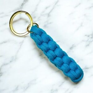 Turquoise Box Knot Keychain Gold Ring Braided T-Shirt Yarn Macrame Nautical